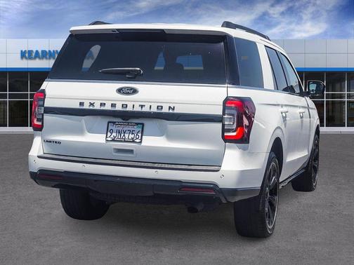 White Metallic 2022 Ford Expedition Limited