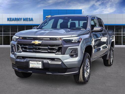 Sterling Gray Metallic 2026 Chevrolet Colorado LT