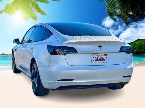 2022 Tesla Model 3 Standard Range