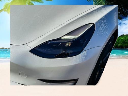 2022 Tesla Model 3 Standard Range