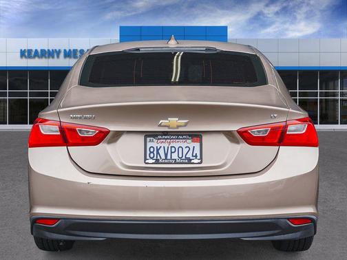 Sandy Ridge Metallic 2018 Chevrolet Malibu LT
