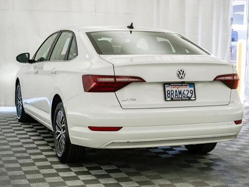 2021 Volkswagen Jetta 1.4T R-Line