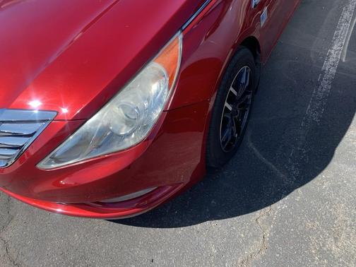 2011 Hyundai SONATA Limited