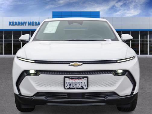 Summit White 2026 Chevrolet Equinox EV LT