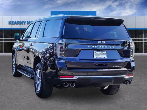 Dark Ash Metallic 2026 Chevrolet Suburban Premier