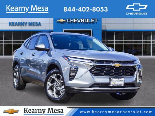 Sterling Gray Metallic 2026 Chevrolet Trax LT