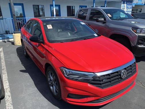 2019 Volkswagen Jetta 1.4T R-Line