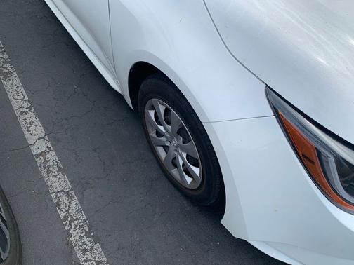 Super White 2021 Toyota Corolla LE
