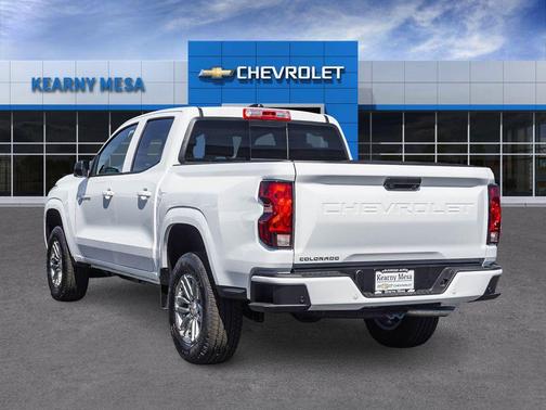 Summit White 2026 Chevrolet Colorado LT