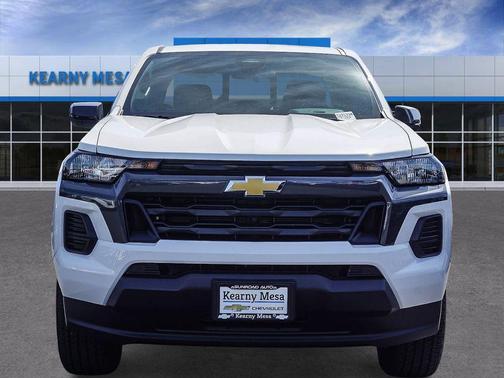 Summit White 2026 Chevrolet Colorado LT
