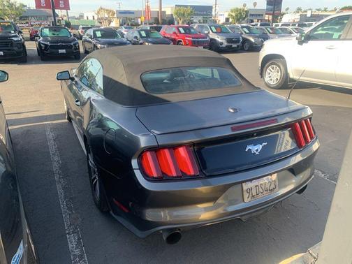 2016 Ford Mustang EcoBoost Premium