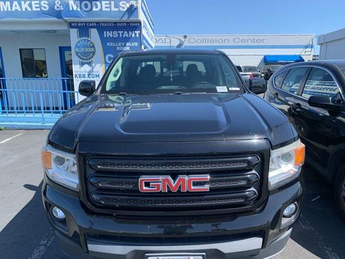 Onyx Black 2018 GMC Canyon SLE