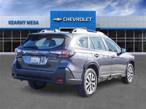 2023 Subaru Outback Base