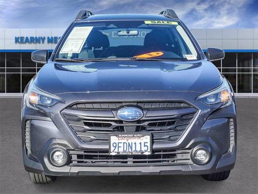 2023 Subaru Outback Base