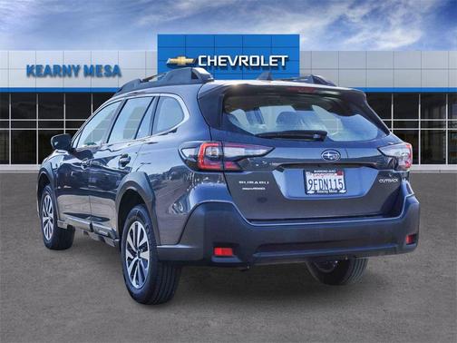 2023 Subaru Outback Base