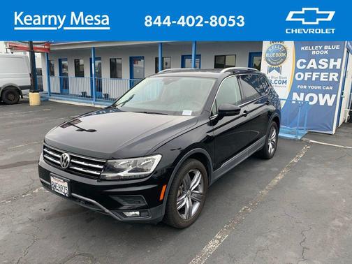 Deep Black Pearl 2021 Volkswagen Tiguan 2.0T SEL