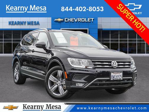 Deep Black Pearl 2021 Volkswagen Tiguan 2.0T SEL
