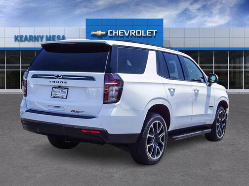 Summit White 2022 Chevrolet Tahoe RST