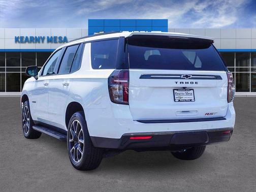Summit White 2022 Chevrolet Tahoe RST