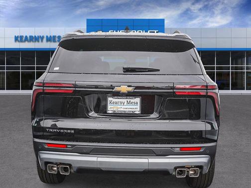 Mosaic Black Metallic 2026 Chevrolet Traverse LT