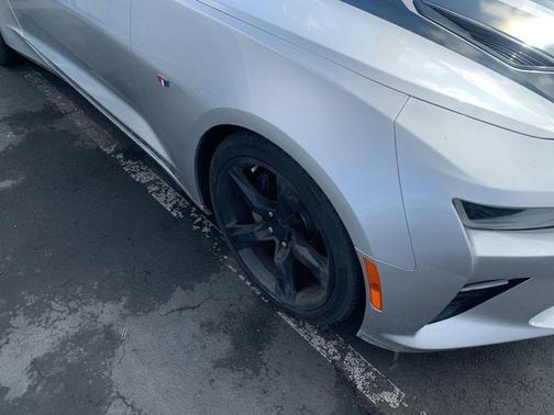 Silver Ice Metallic 2017 Chevrolet Camaro 2SS