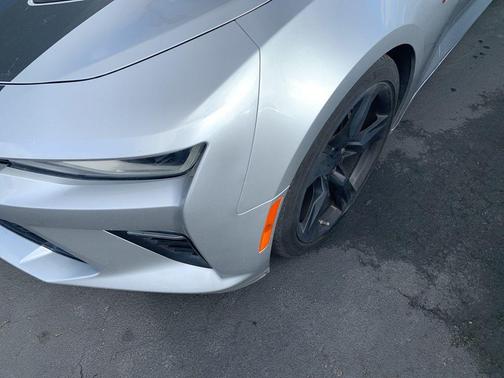 Silver Ice Metallic 2017 Chevrolet Camaro 2SS
