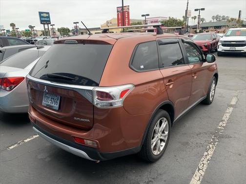 2015 Mitsubishi Outlander SE