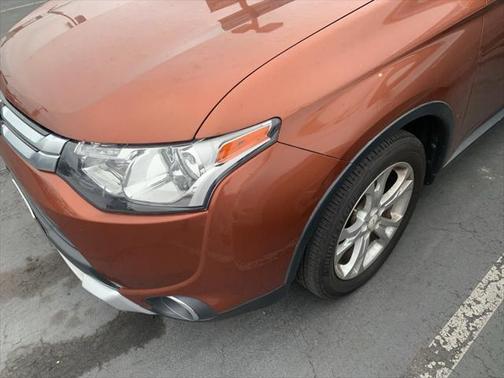 2015 Mitsubishi Outlander SE