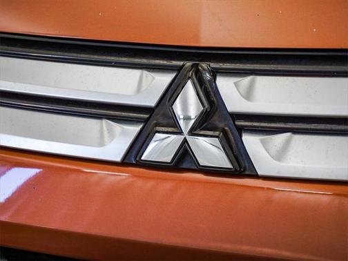 2015 Mitsubishi Outlander SE