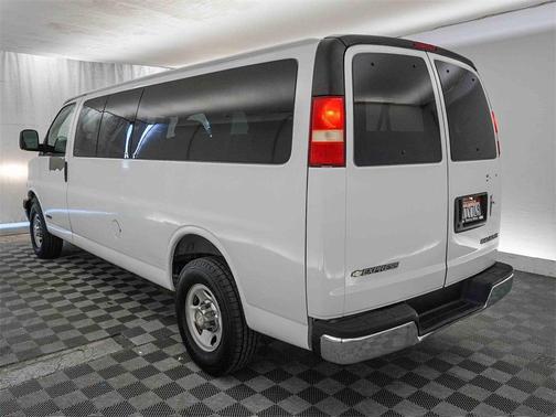 2006 Chevrolet Express 3500 Base