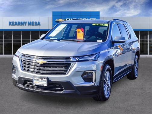 2023 Chevrolet Traverse LT Cloth