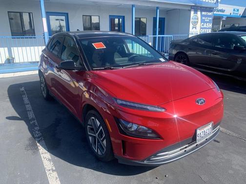 2022 Hyundai KONA EV SEL