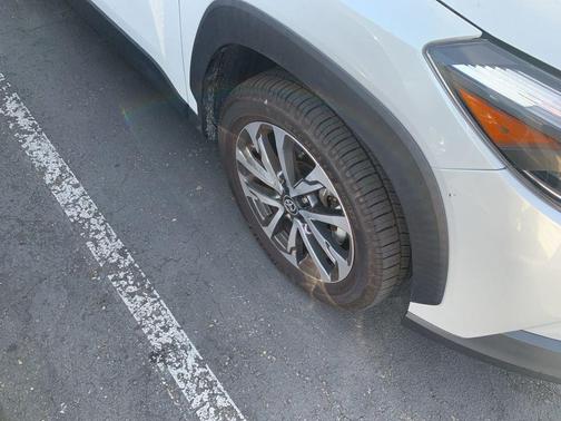 Wind Chill Pearl 2022 Toyota Corolla Cross XLE