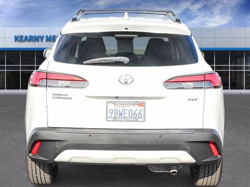Wind Chill Pearl 2022 Toyota Corolla Cross XLE