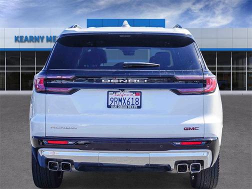 2024 GMC Acadia Denali