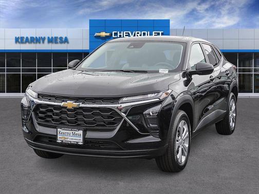 Mosaic Black Metallic 2026 Chevrolet Trax LS