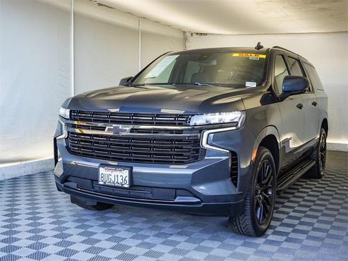 2021 Chevrolet Suburban RST