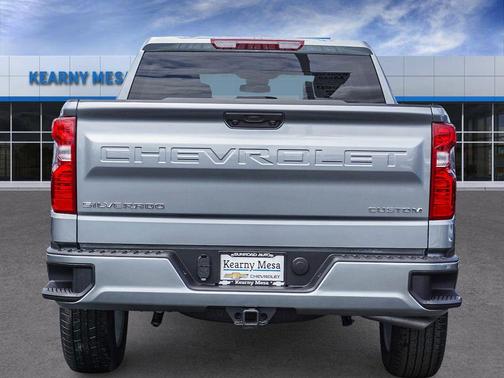 Sterling Gray Metallic 2026 Chevrolet Silverado 1500 Custom