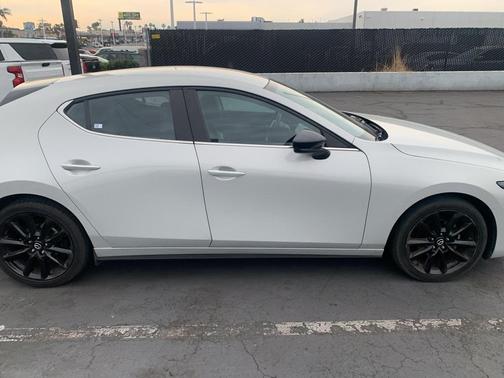 2024 Mazda Mazda3 2.5 S Select Sport