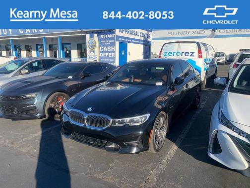 2022 BMW 330e iPerformance