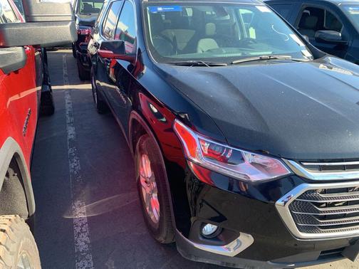 2021 Chevrolet Traverse LT Cloth