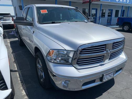 Bright Silver Clearcoat Metallic 2018 RAM 1500 Big Horn