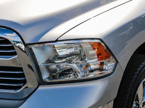 Bright Silver Clearcoat Metallic 2018 RAM 1500 Big Horn