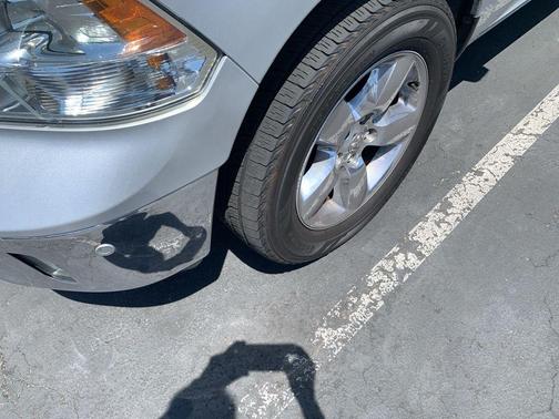 Bright Silver Clearcoat Metallic 2018 RAM 1500 Big Horn