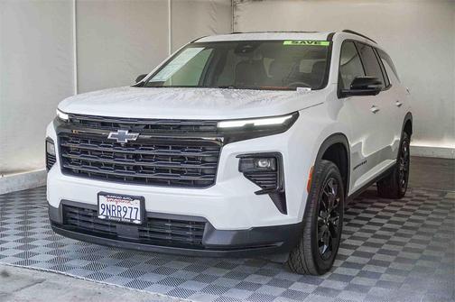 2024 Chevrolet Traverse LT