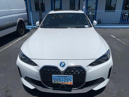 Alpine White 2024 BMW i4 Gran Coupe xDrive40