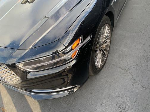 2022 Genesis G90 5.0 Ultimate