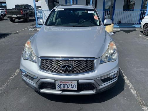 2017 INFINITI QX50 Base