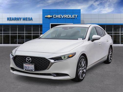 Snowflake White Pearl Mica 2020 Mazda Mazda3 FWD w/Premium Package