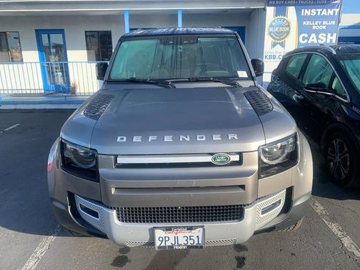 2025 Land Rover Defender S